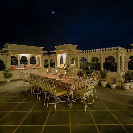Akshay Niwas Boutique Luxury Hotel Udaipur Bagian luar foto