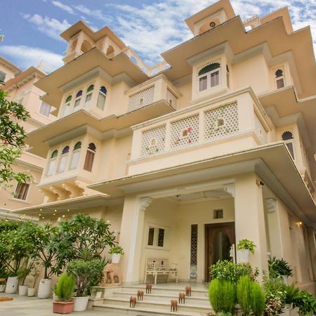 Akshay Niwas Boutique Luxury Hotel Udaipur Bagian luar foto