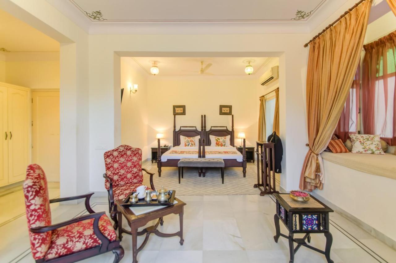 Akshay Niwas Boutique Luxury Hotel Udaipur Bagian luar foto