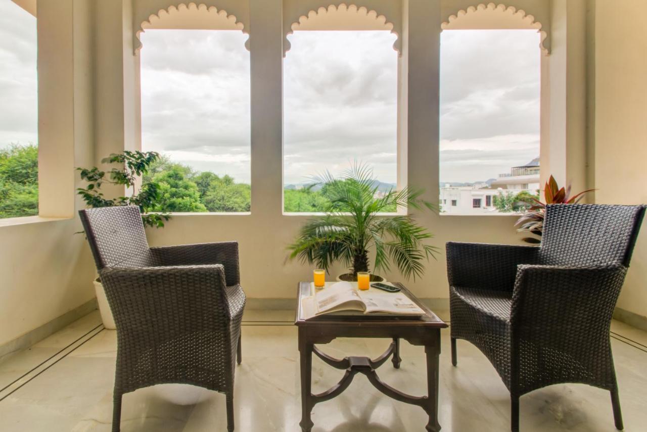 Akshay Niwas Boutique Luxury Hotel Udaipur Bagian luar foto