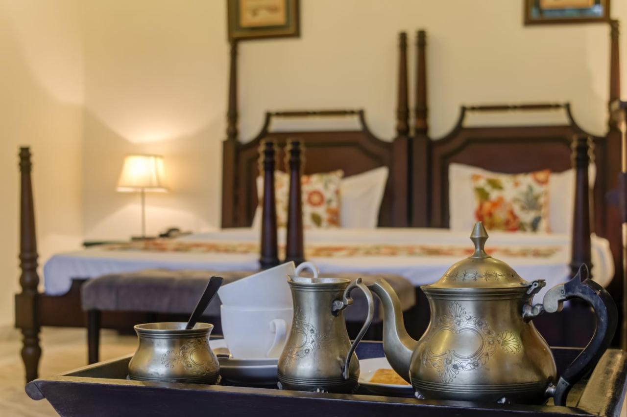 Akshay Niwas Boutique Luxury Hotel Udaipur Bagian luar foto