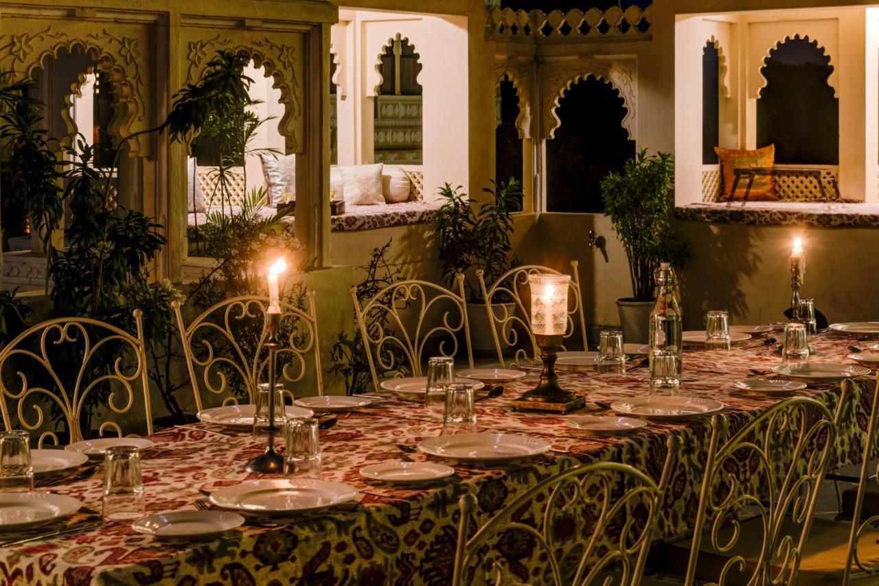 Akshay Niwas Boutique Luxury Hotel Udaipur Bagian luar foto