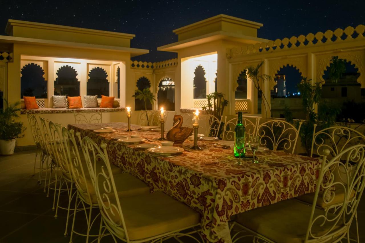 Akshay Niwas Boutique Luxury Hotel Udaipur Bagian luar foto