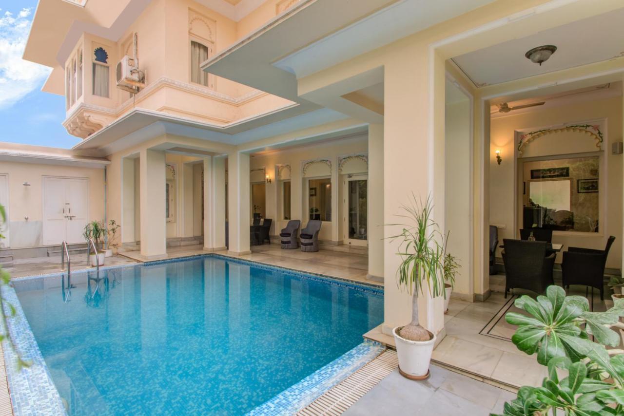 Akshay Niwas Boutique Luxury Hotel Udaipur Bagian luar foto