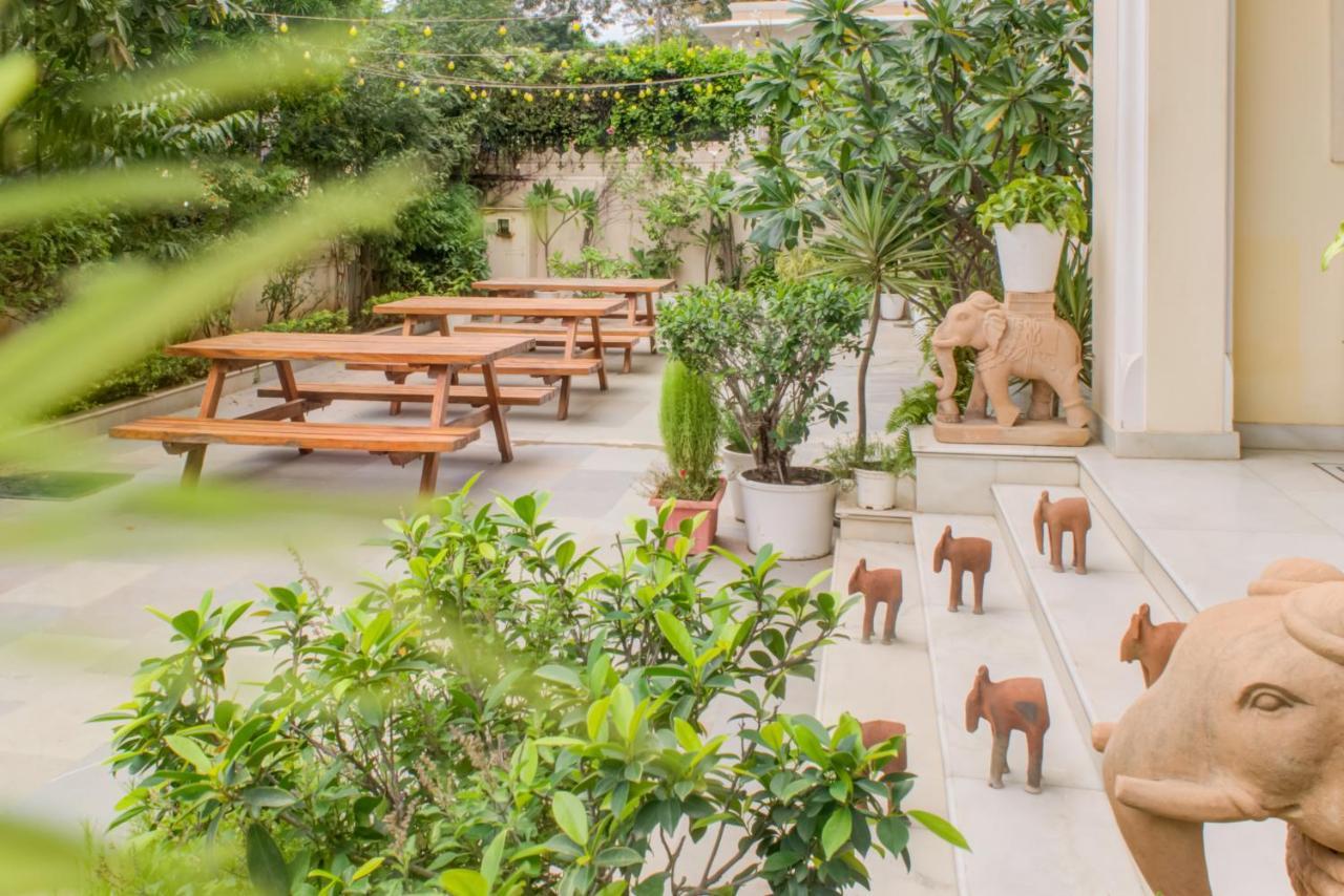 Akshay Niwas Boutique Luxury Hotel Udaipur Bagian luar foto